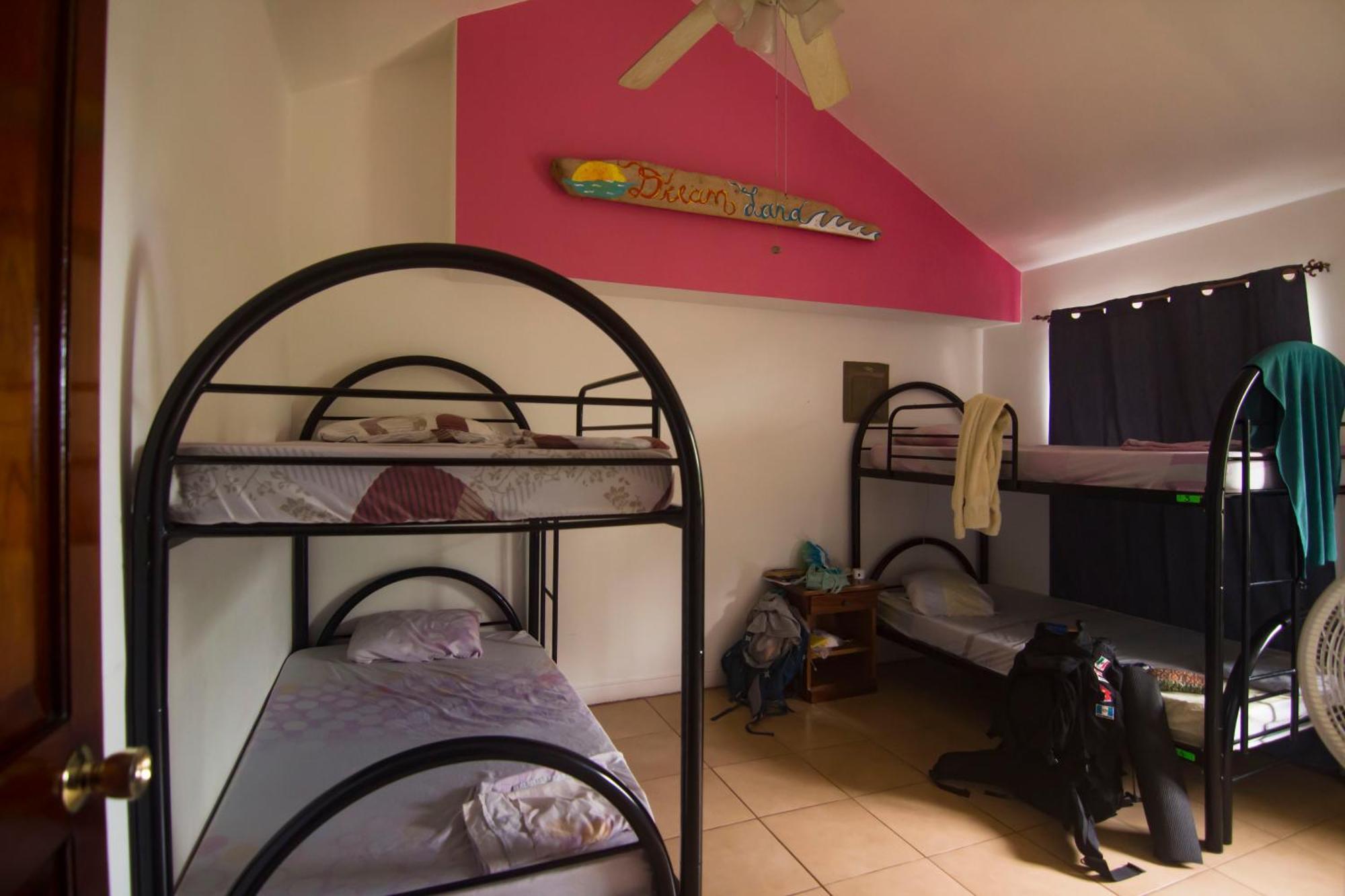 Wipeout Hostel Jacó Exteriér fotografie